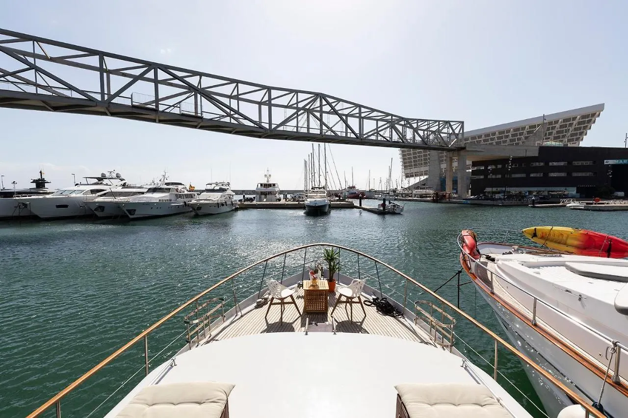 برشلونة C120 - Charming Boat In Port Forum 0*,  إسبانيا